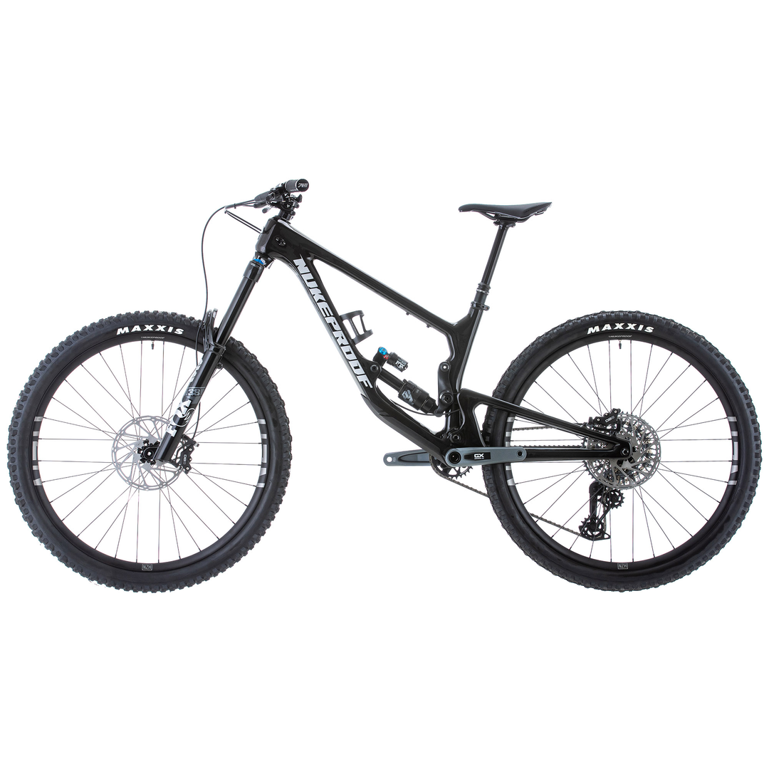 Nukeproof giga elite carbon bike â