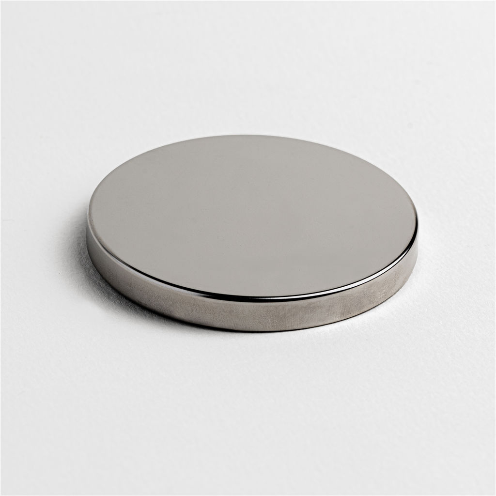 Flat metal candle jar lid