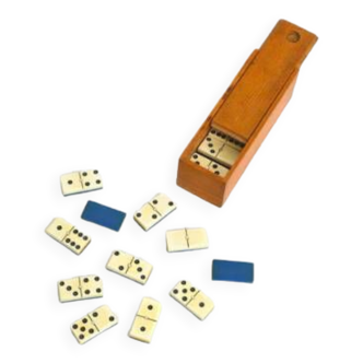 Vintage curated send hand board games