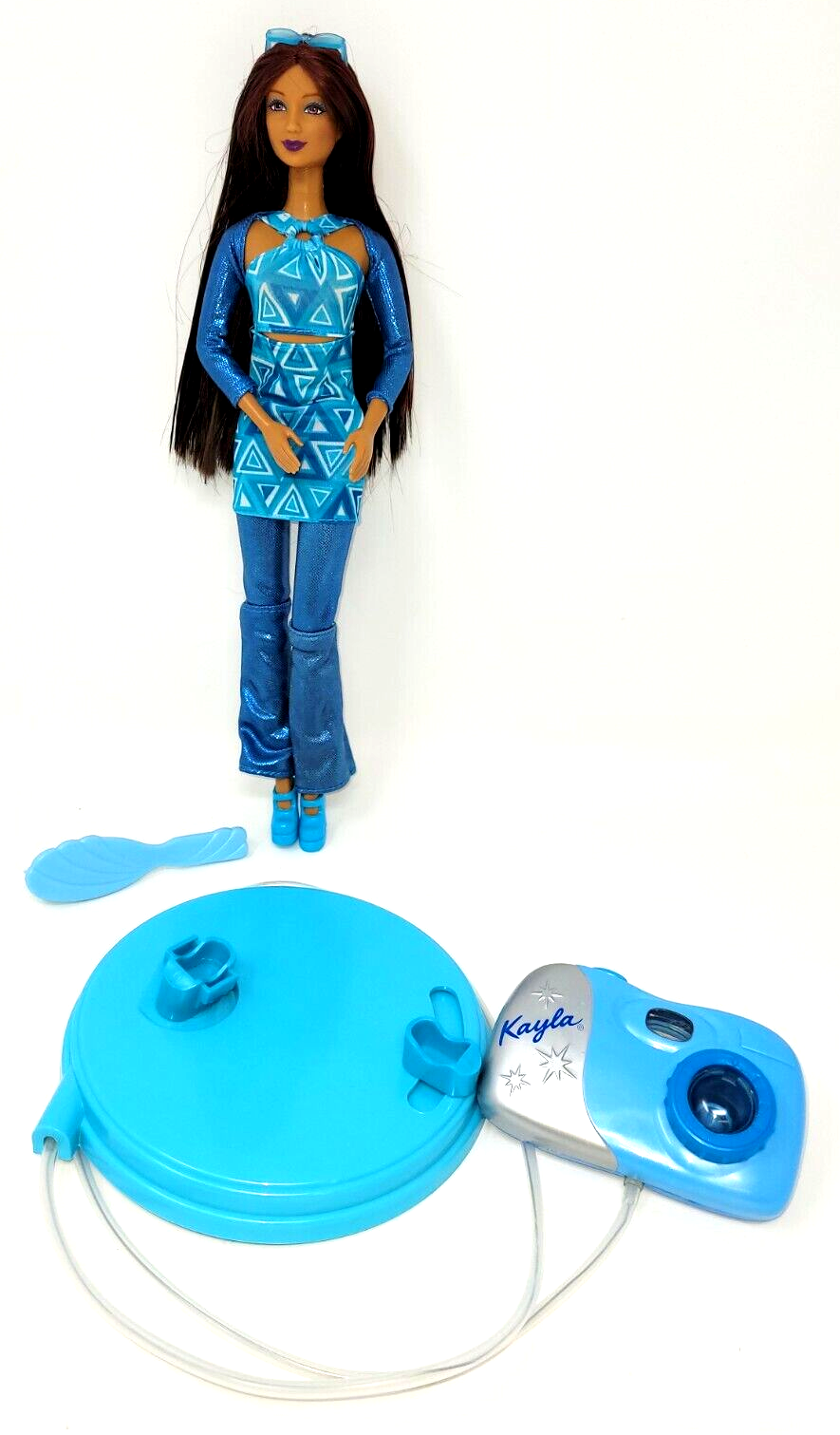 Mattel barbie fashion photo kayla doll w camera and stand