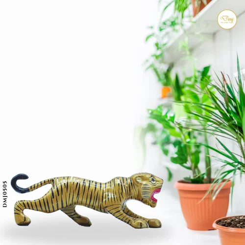 Tiger logo metal