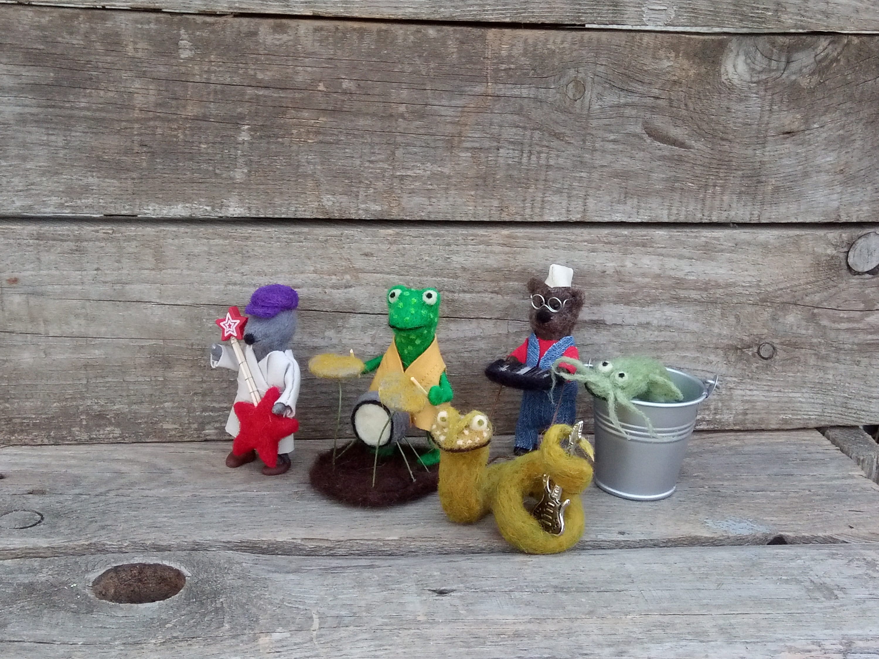 Christmas muppet nightmare band emmet otters jug