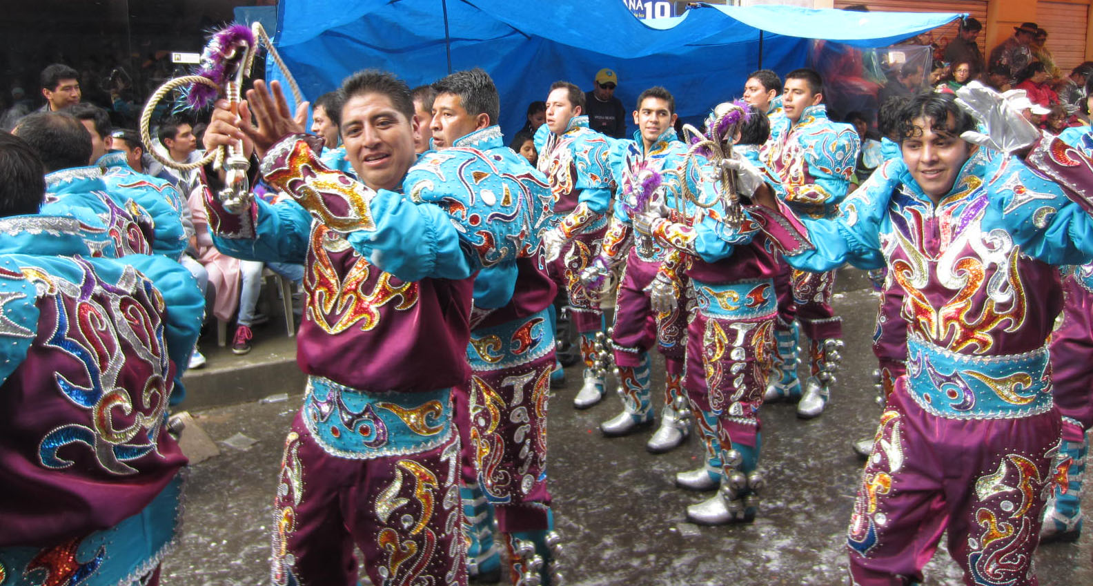 Color and costumes at oruro carnival bolivia â travel