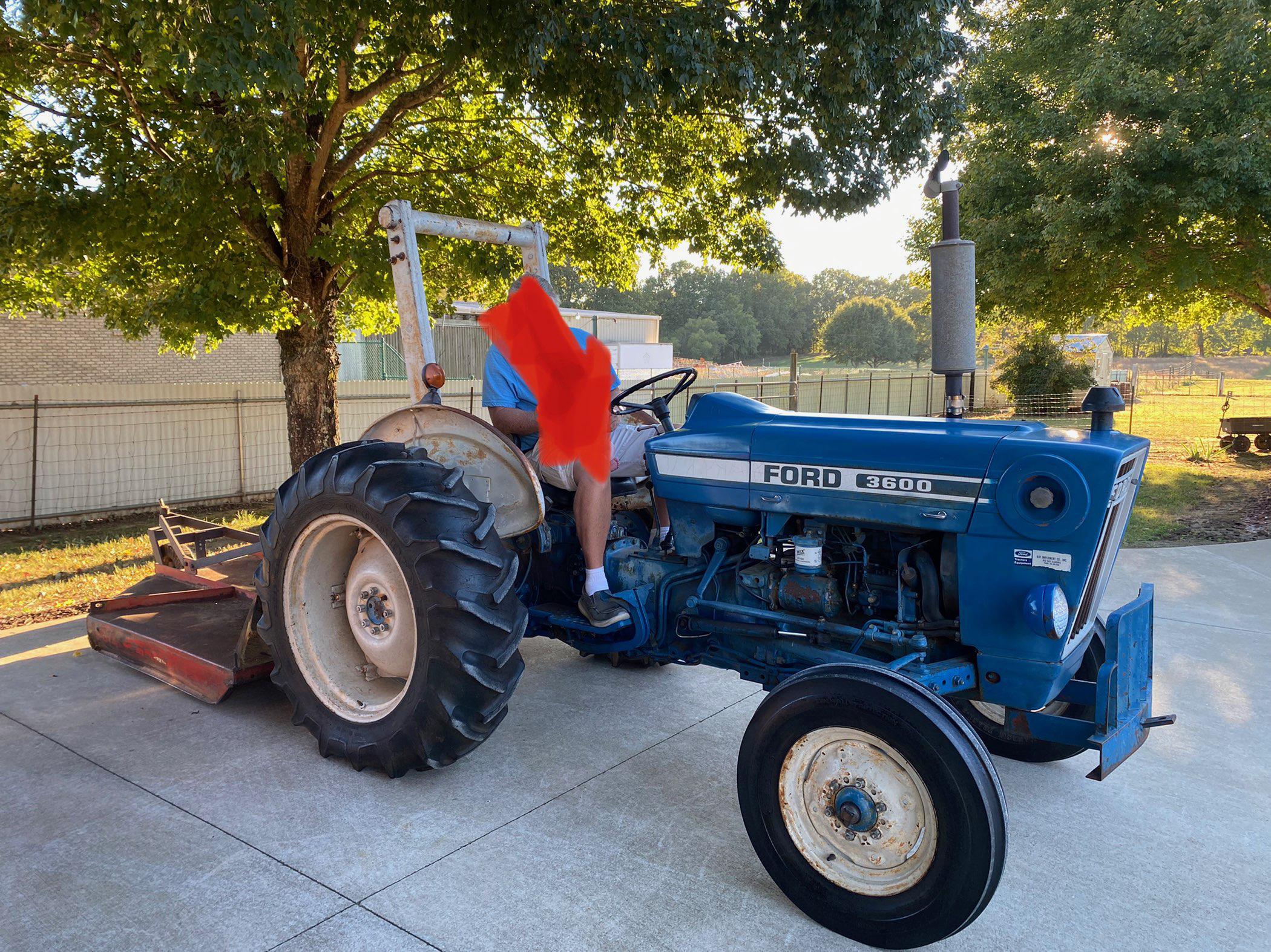 Iso ford white paint rtractors