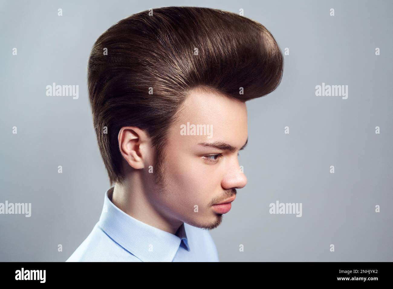 Pompadour haircut hi