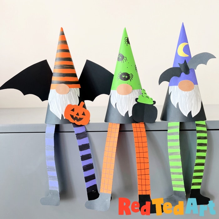 Easy halloween paper gnome with legs