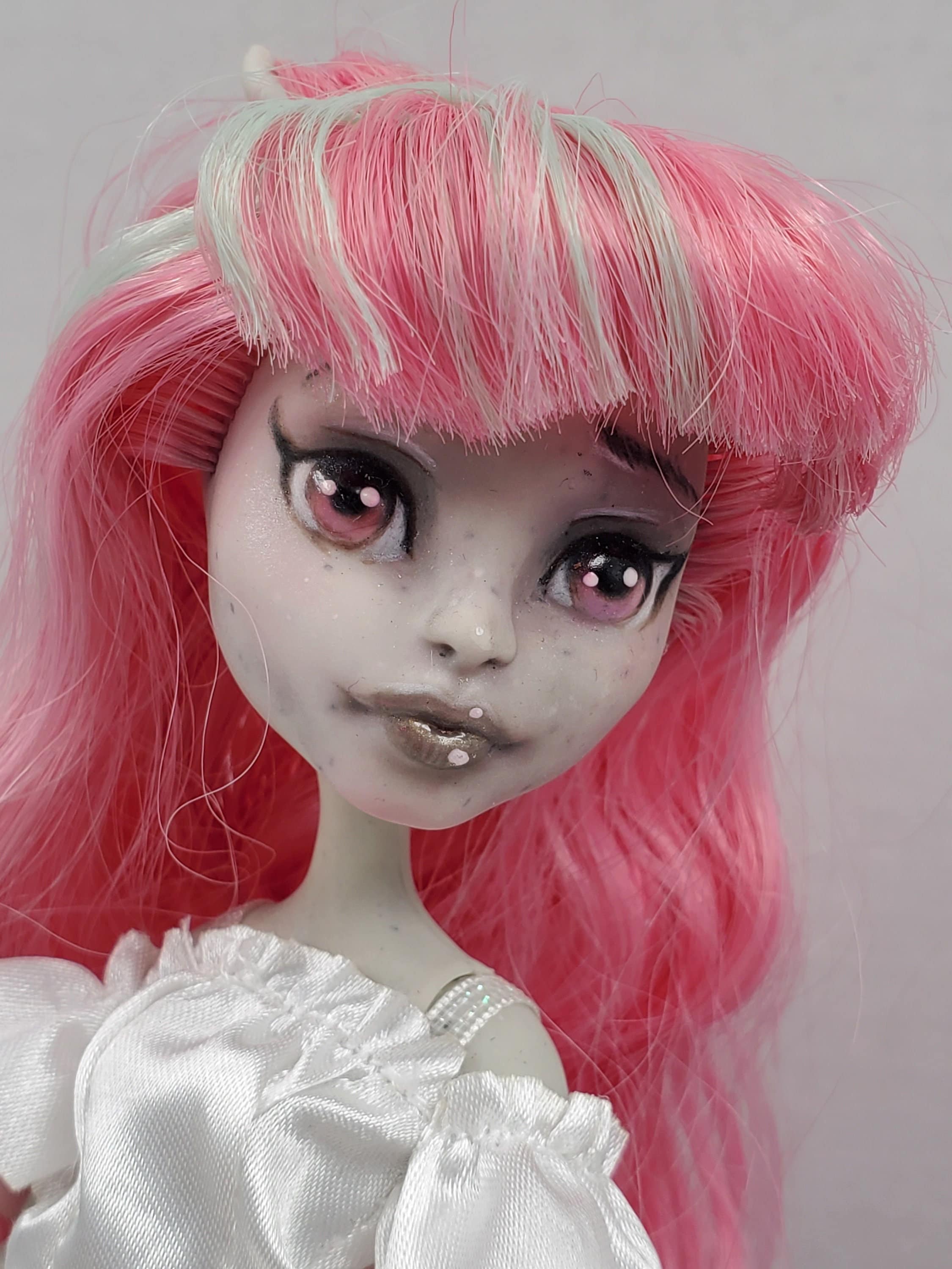 Rochelle goyle doll