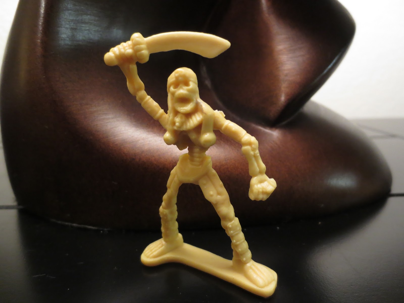 Action figure barbecue days of toy terror returns skeleton war from hunson