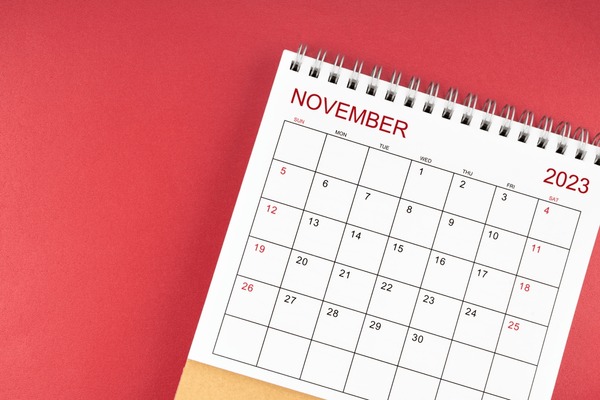 Thousand calendar royalty