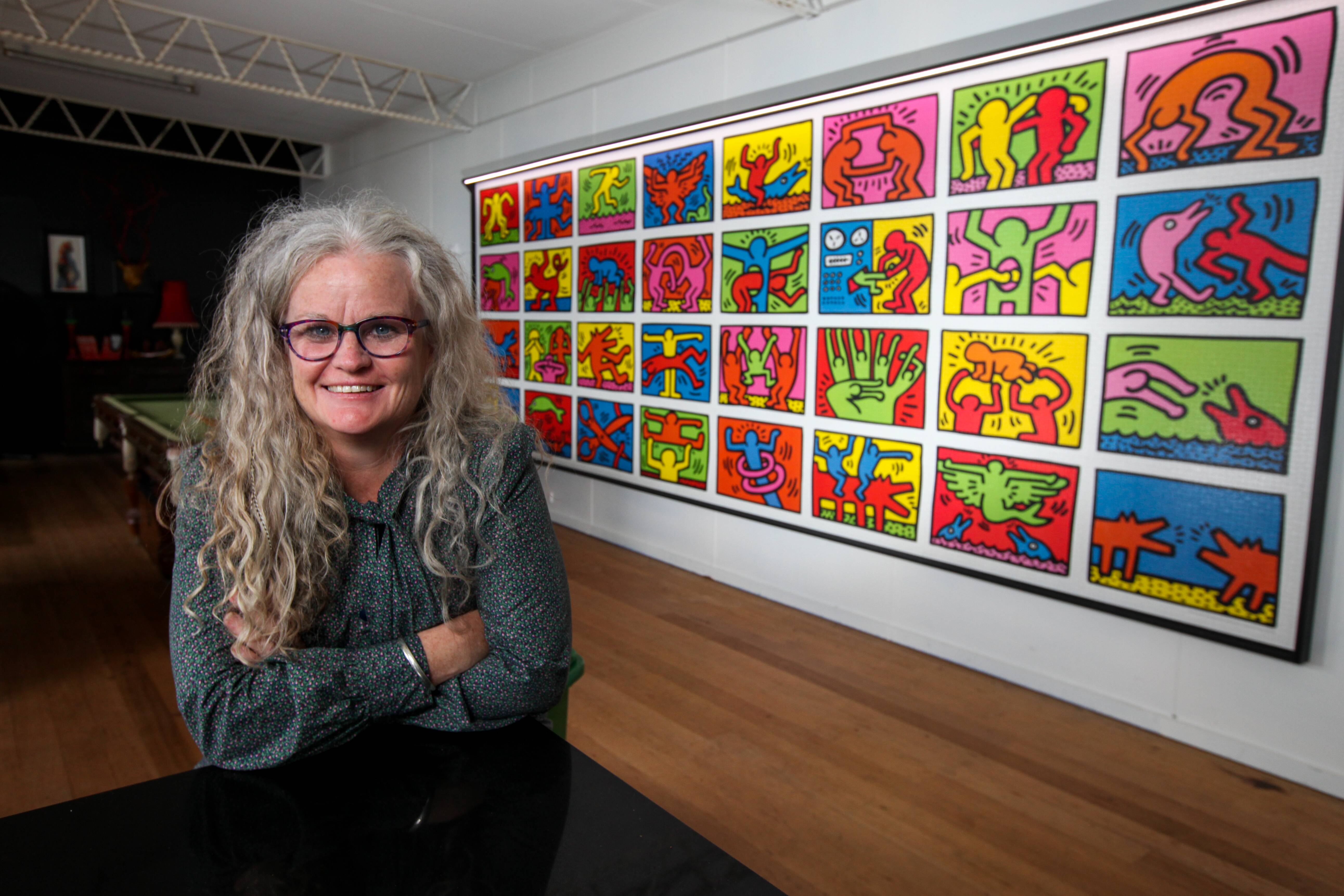 Warrnambools karenlyn ryan pletes giant jigsaw featuring keith haring artwork blue mountains gazette katoomba nsw