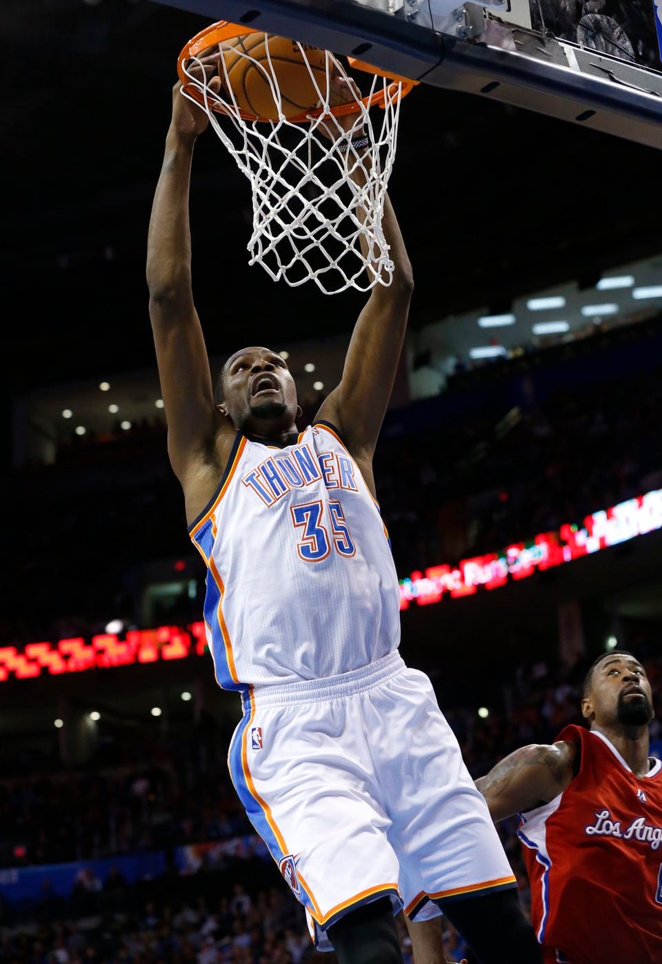 Nba roundup kevin durant scores as thunder roll clippers