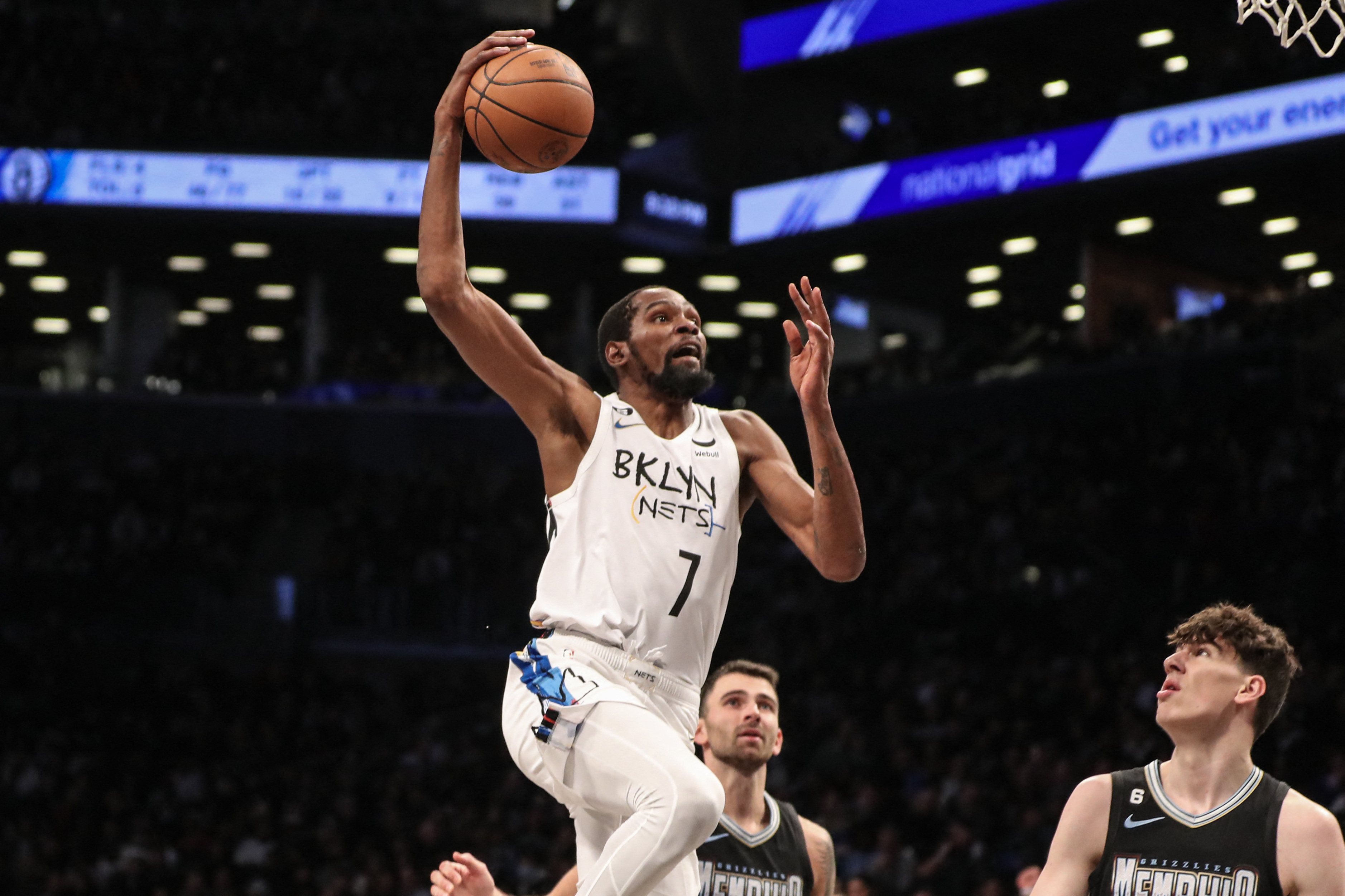 Nba roundup kyrie irving returns helps nets top grizzlies