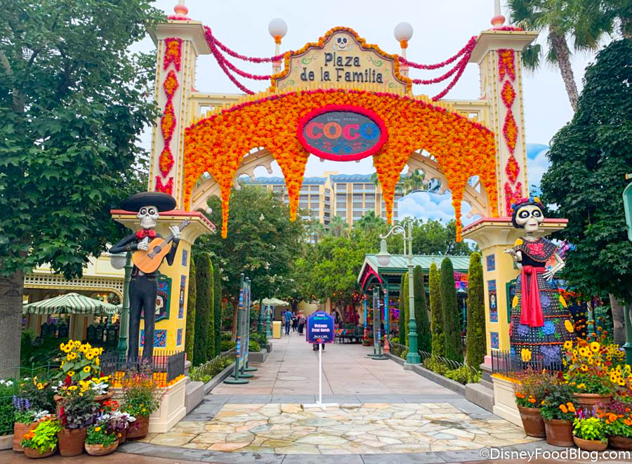 Disney california adventure plaza de la familia the disney food blog