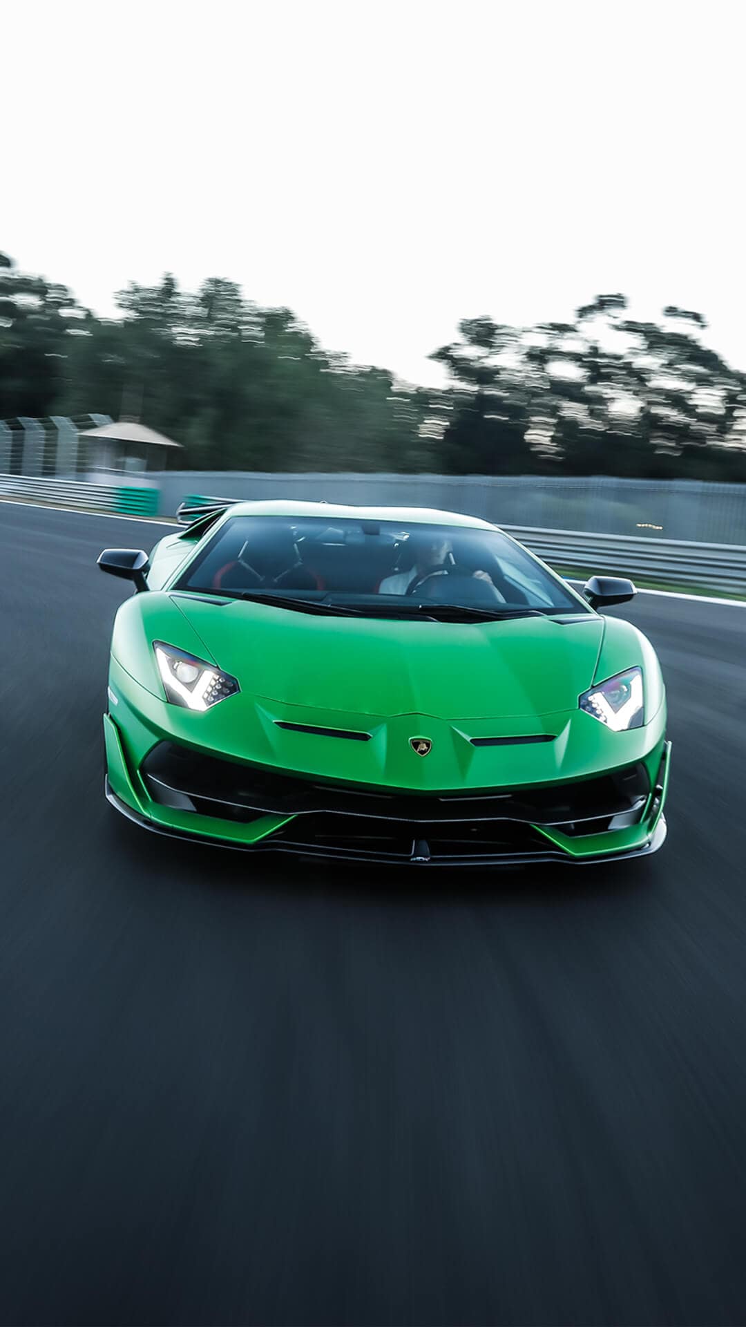 Aventador svj