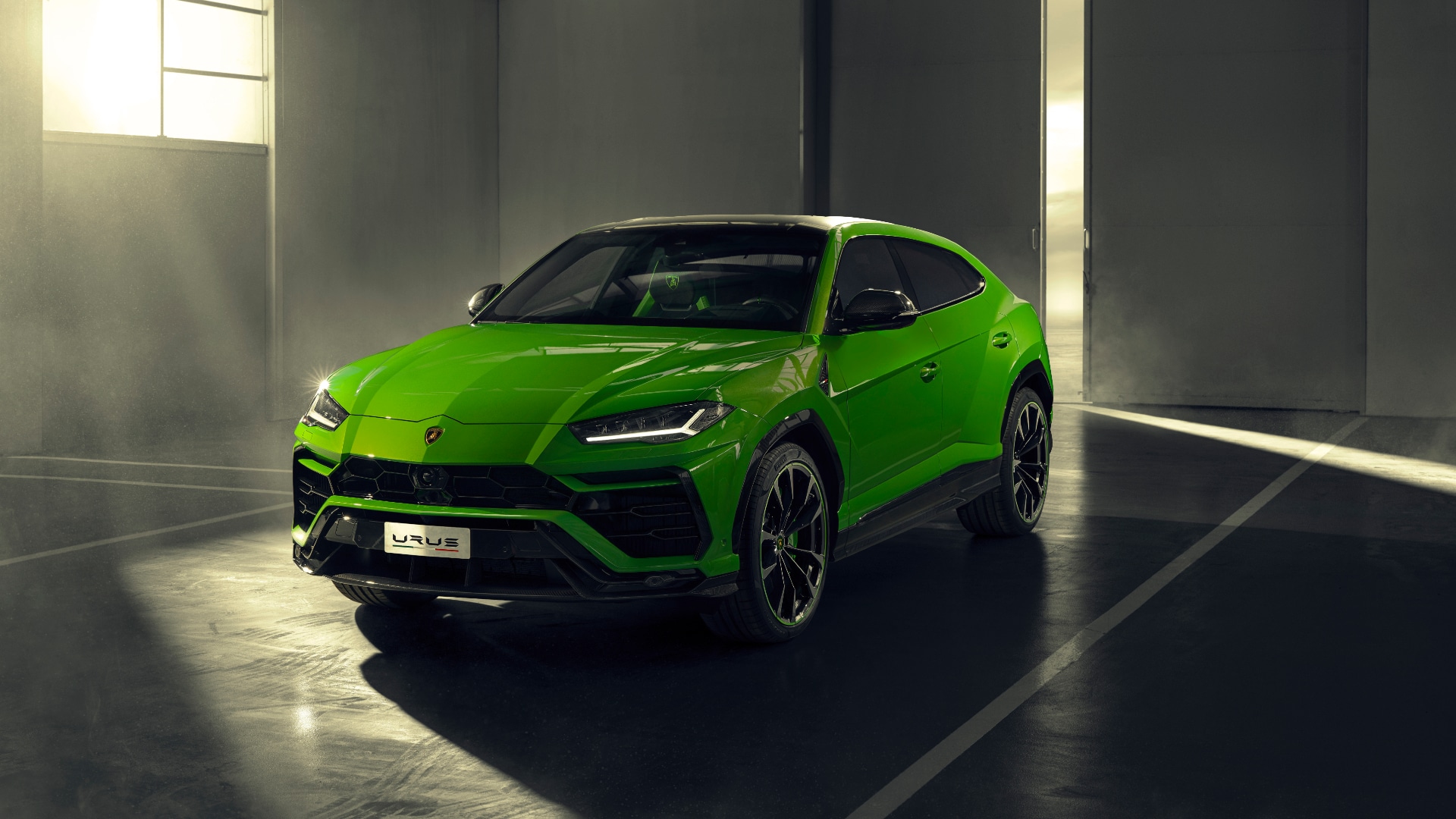 Urus the color experience