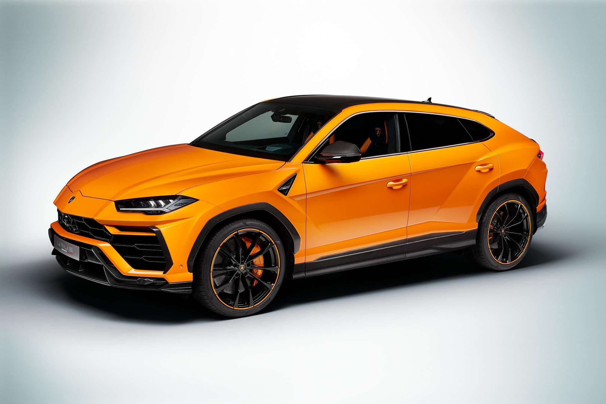 Lamborghini urus gets pearl capsule design edition news et