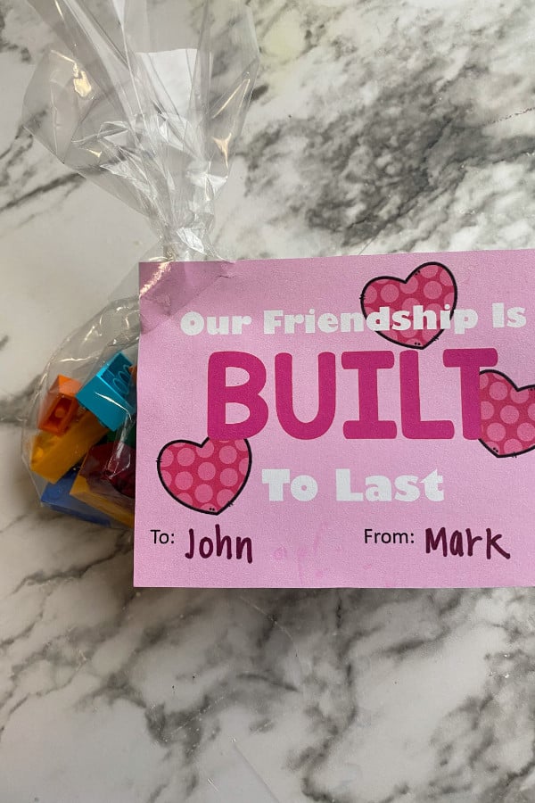Lego valentines with free printables