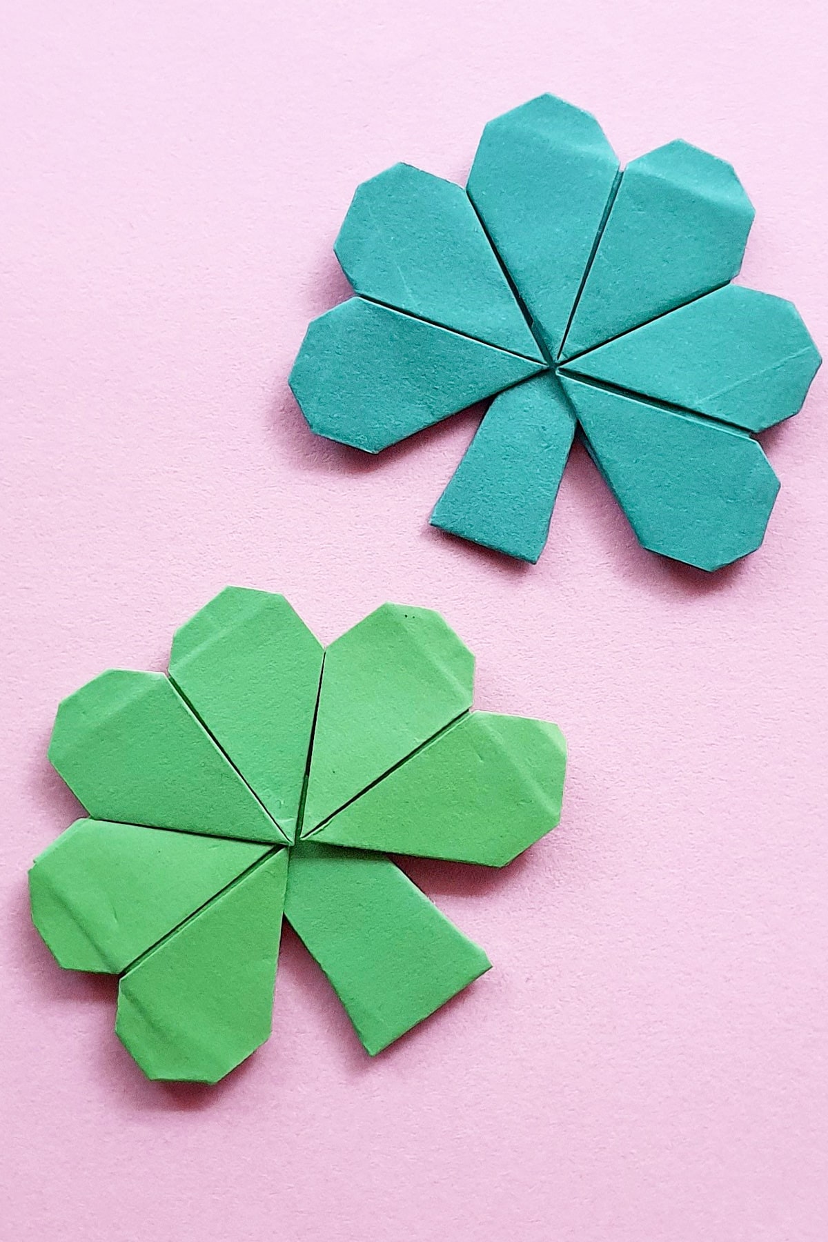 Origami shamrock