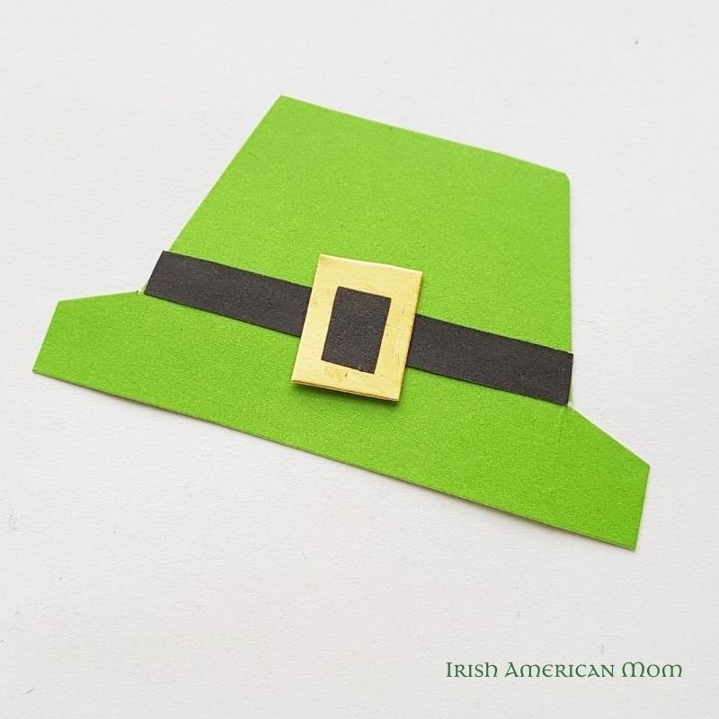 Paper leprechaun bookmark craft