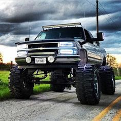 Truck coloring pages ideas chevy trucks lifted chevy trucks cool trucks