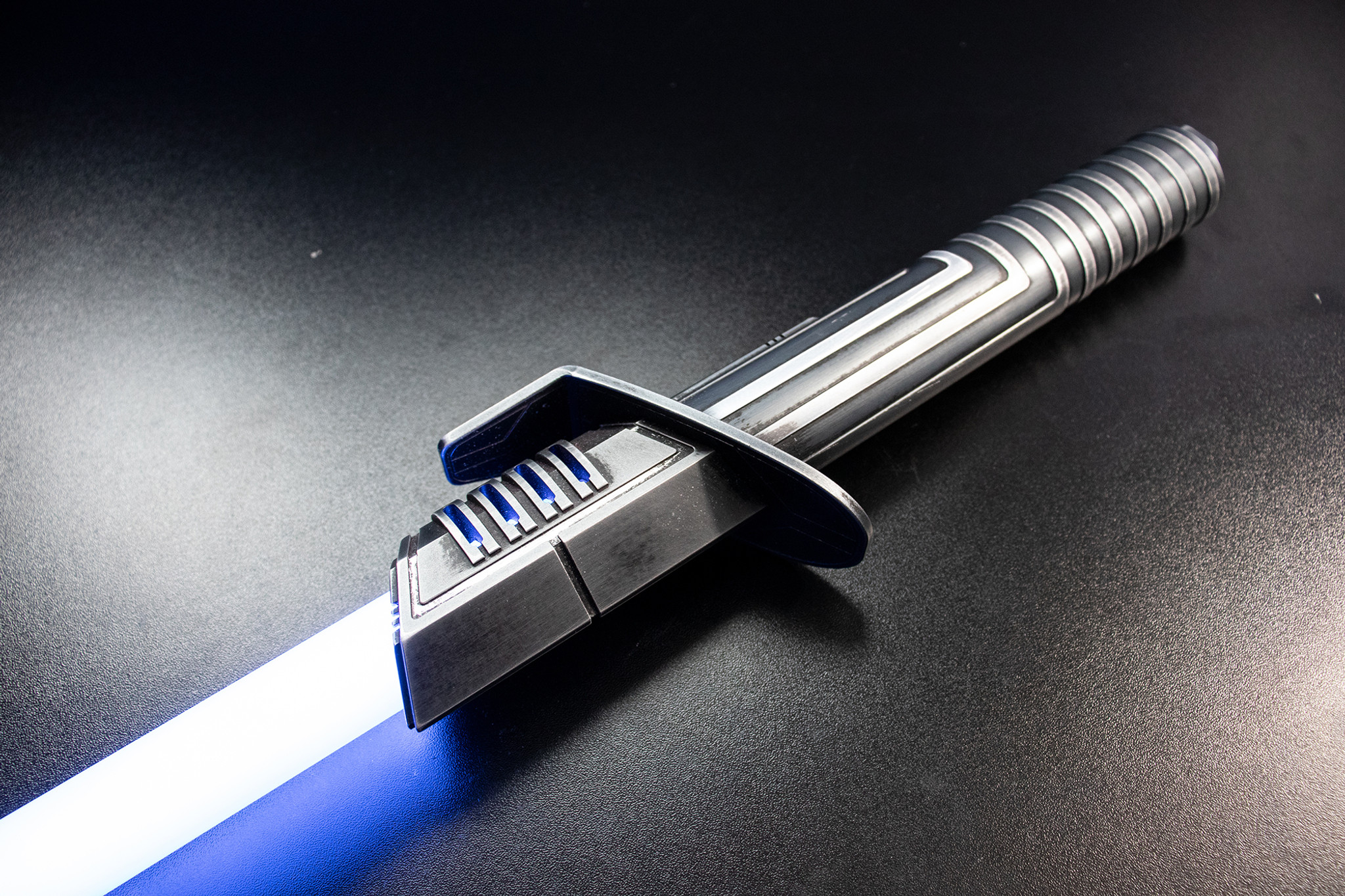 Ebon razor lightsaber from electrum sabercrafts