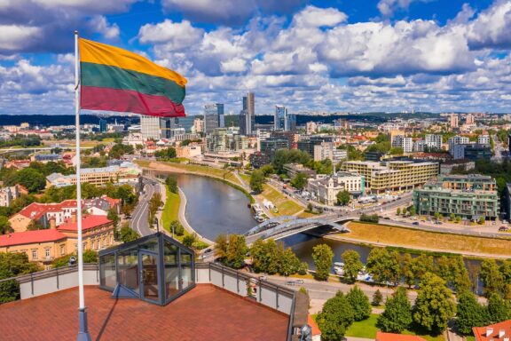 Lithuania flag map and meaning