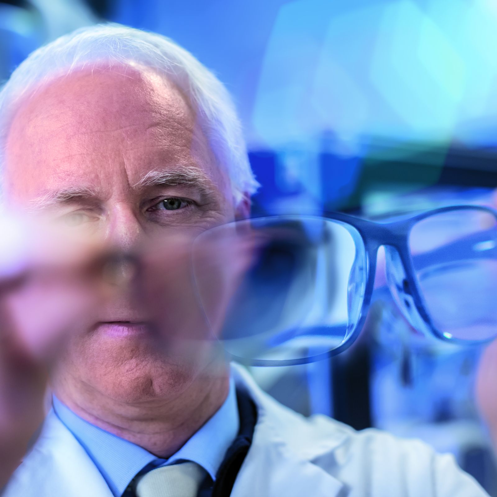 Zeiss measuring technology microscopes eyeglasses bãhler coating
