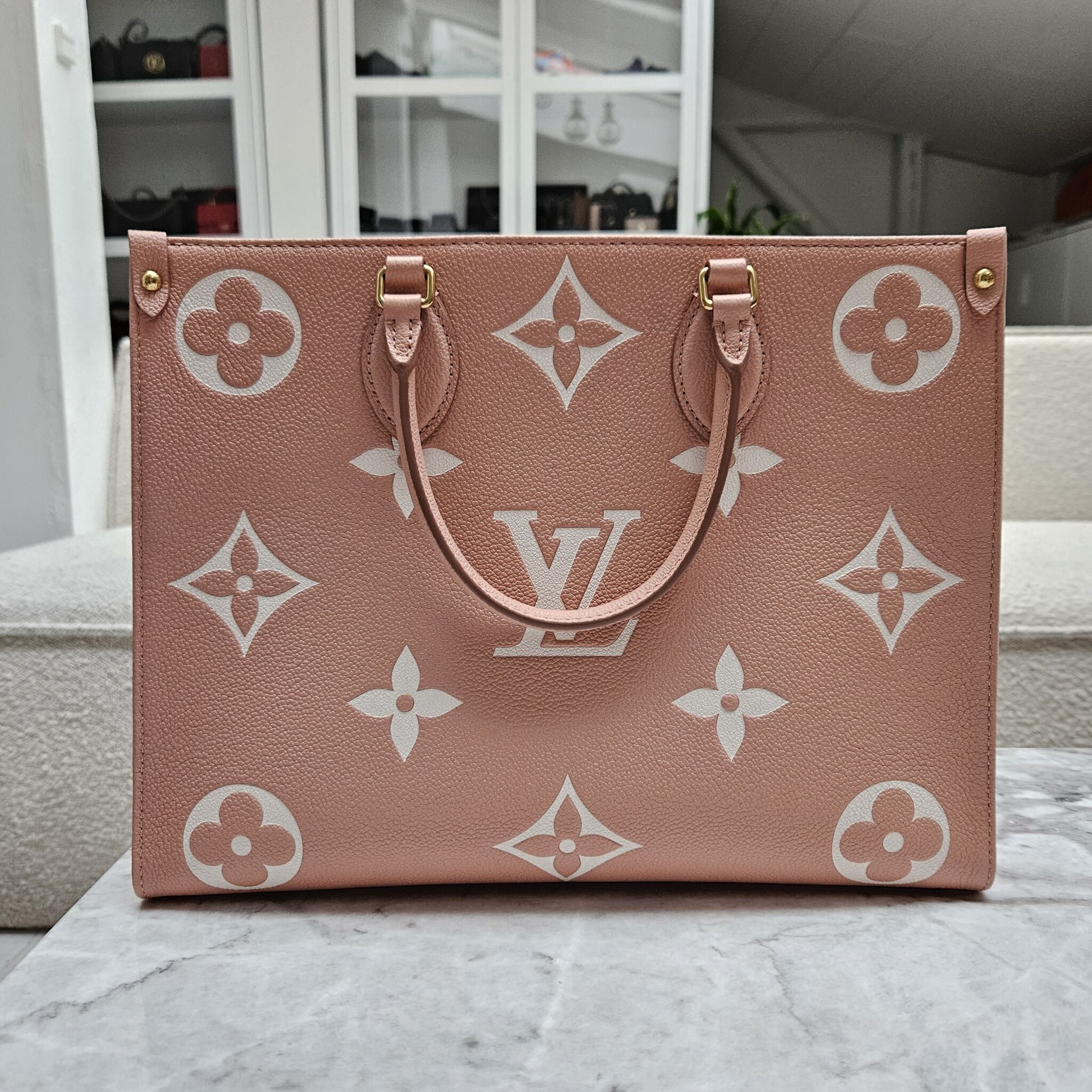 Louis vuitton onthego mm xl empreinte trianon pinkcream