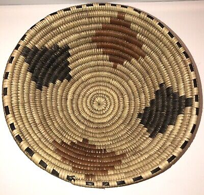 Afrin art hand coiled woven bowl basket geometric design palm leaves