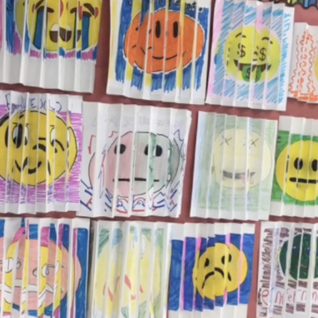 Make your own emoji agamograph
