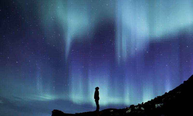 Aurora borealis and our eyes perception