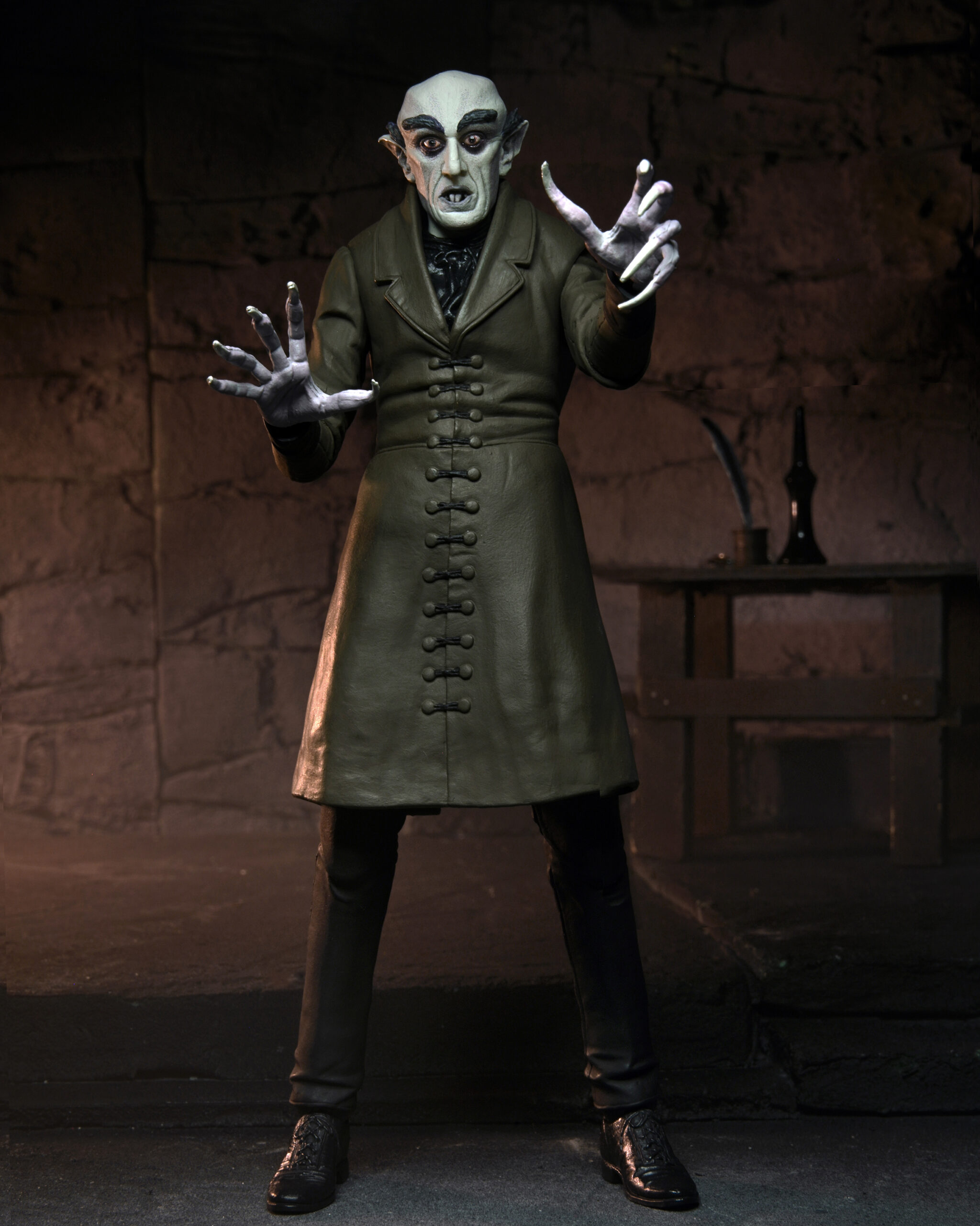 Nosferatu â â scale action figure â ultimate count orlok color â