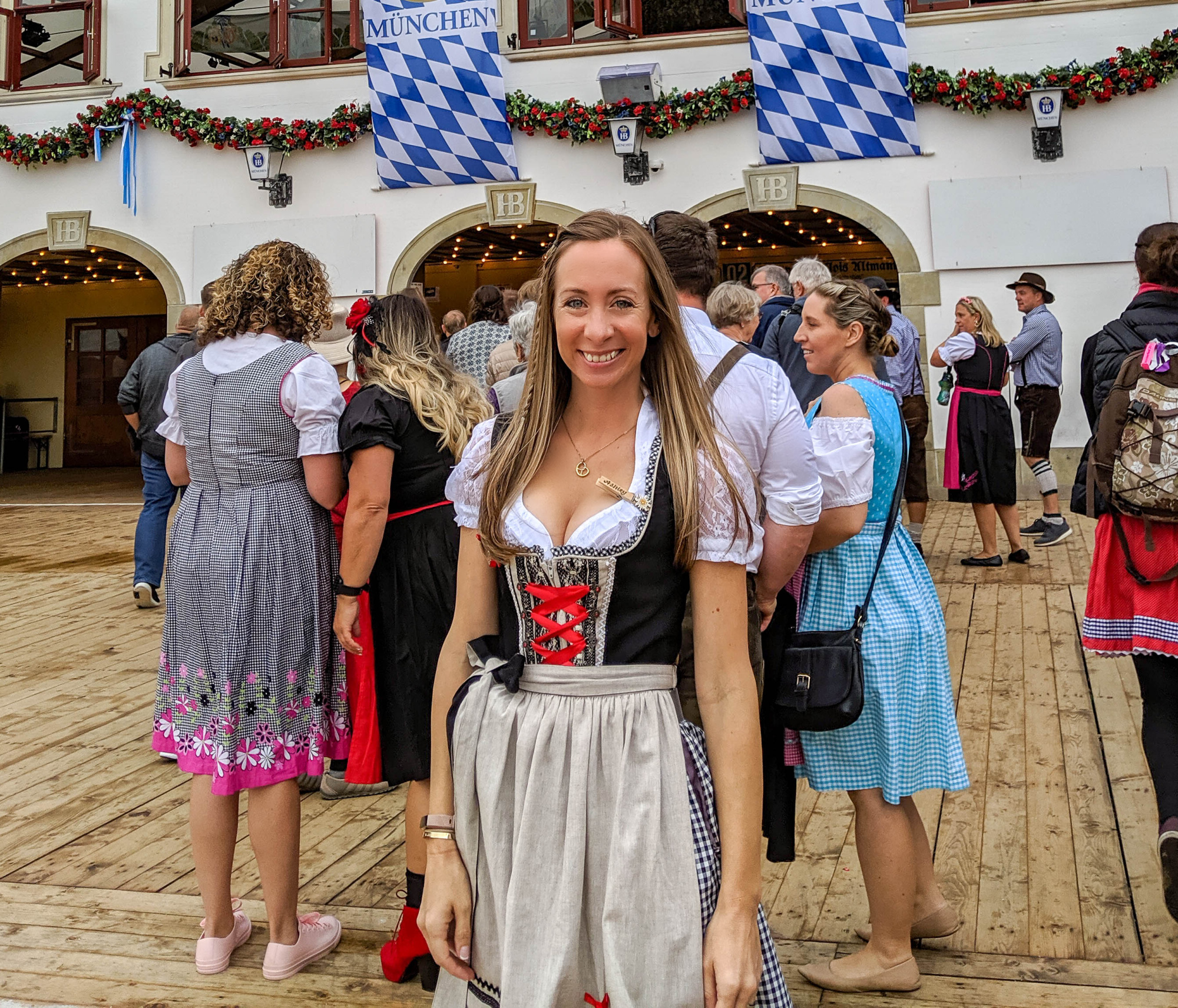 What to wear to oktoberfest plete oktoberfest clothing guide