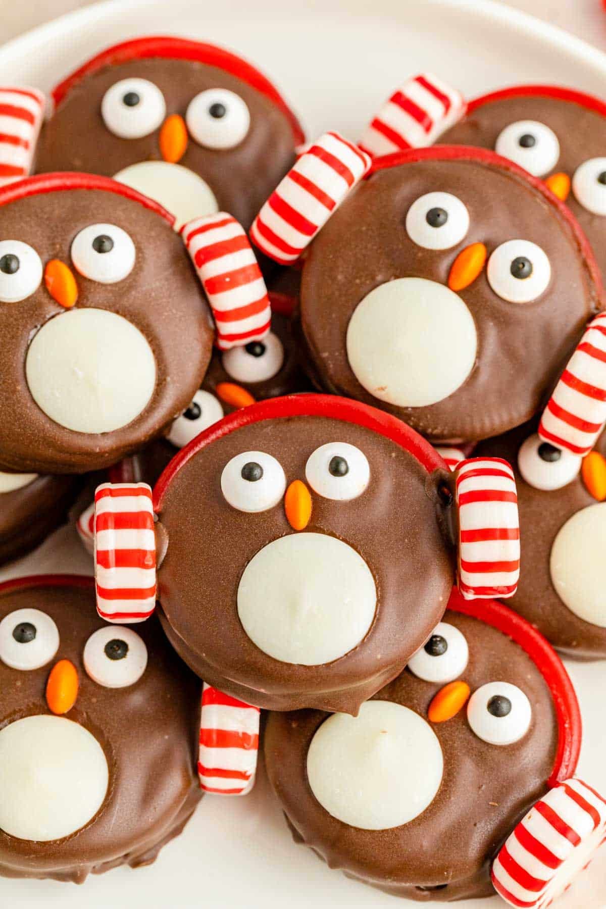 Cute and easy oreo penguin okies
