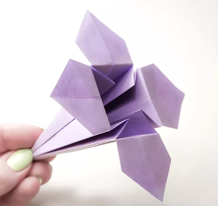 Easy origami flowers
