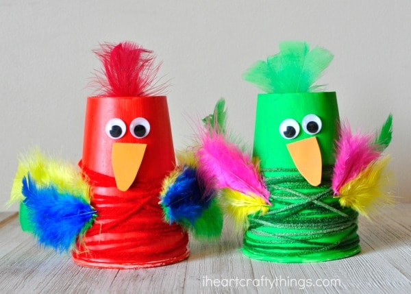 Colorful paper cup parrot craft