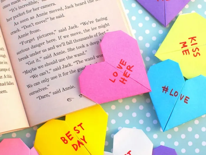 Origami heart bookmark you can make in minutes