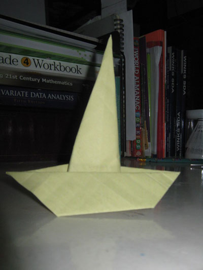 Origami sombrero folding instructions