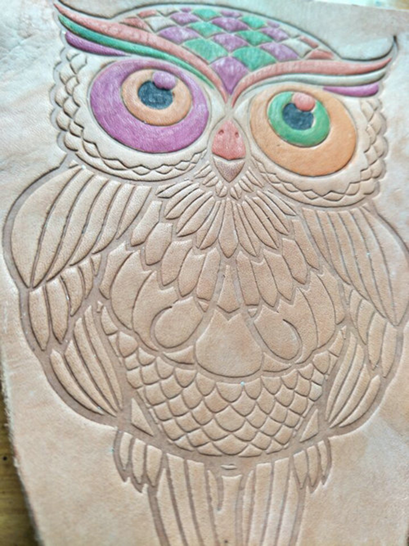 Owl pattern hand