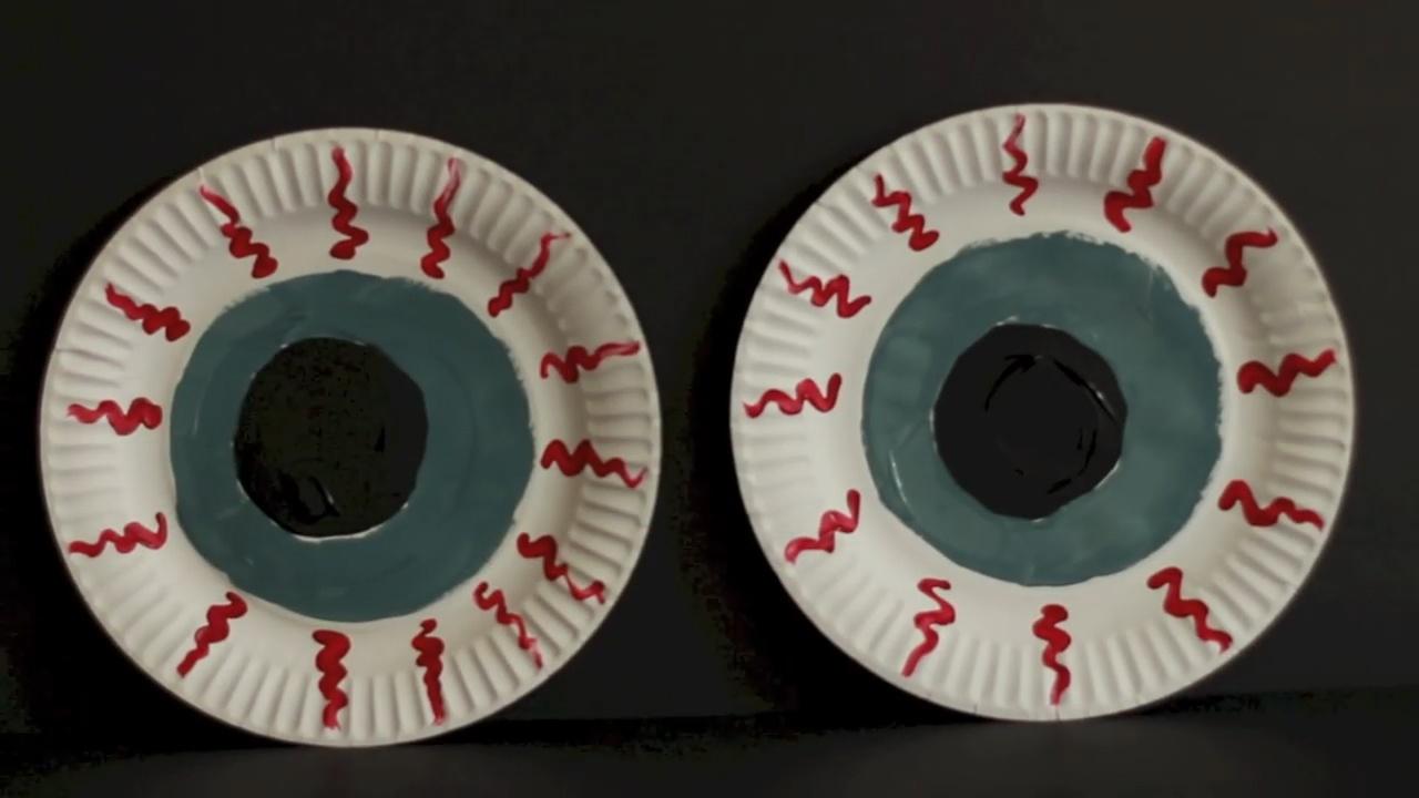Spooky paper plate eyes crafts for kids kids for parents