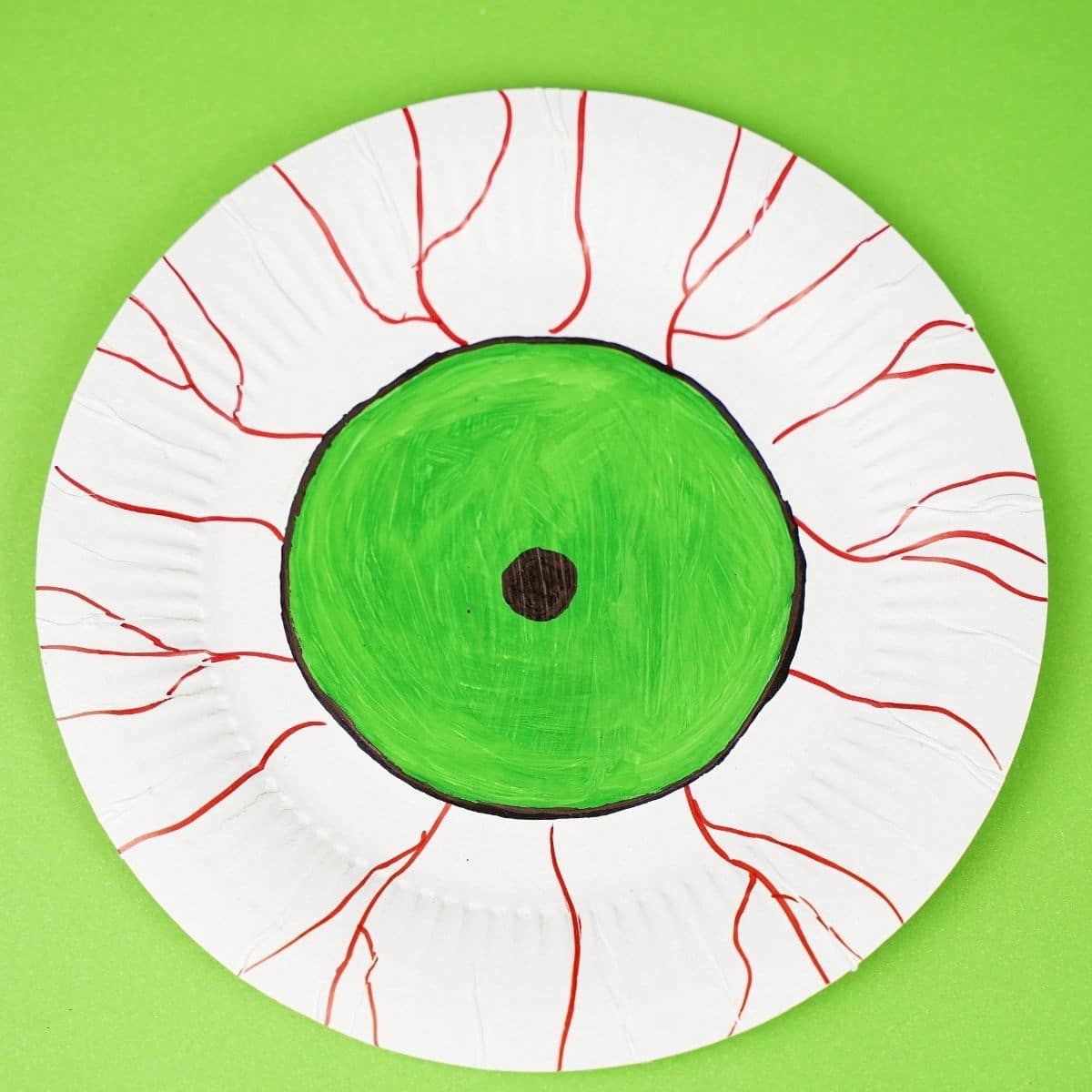 Paper plate bloodshot eyeball halloween decoration