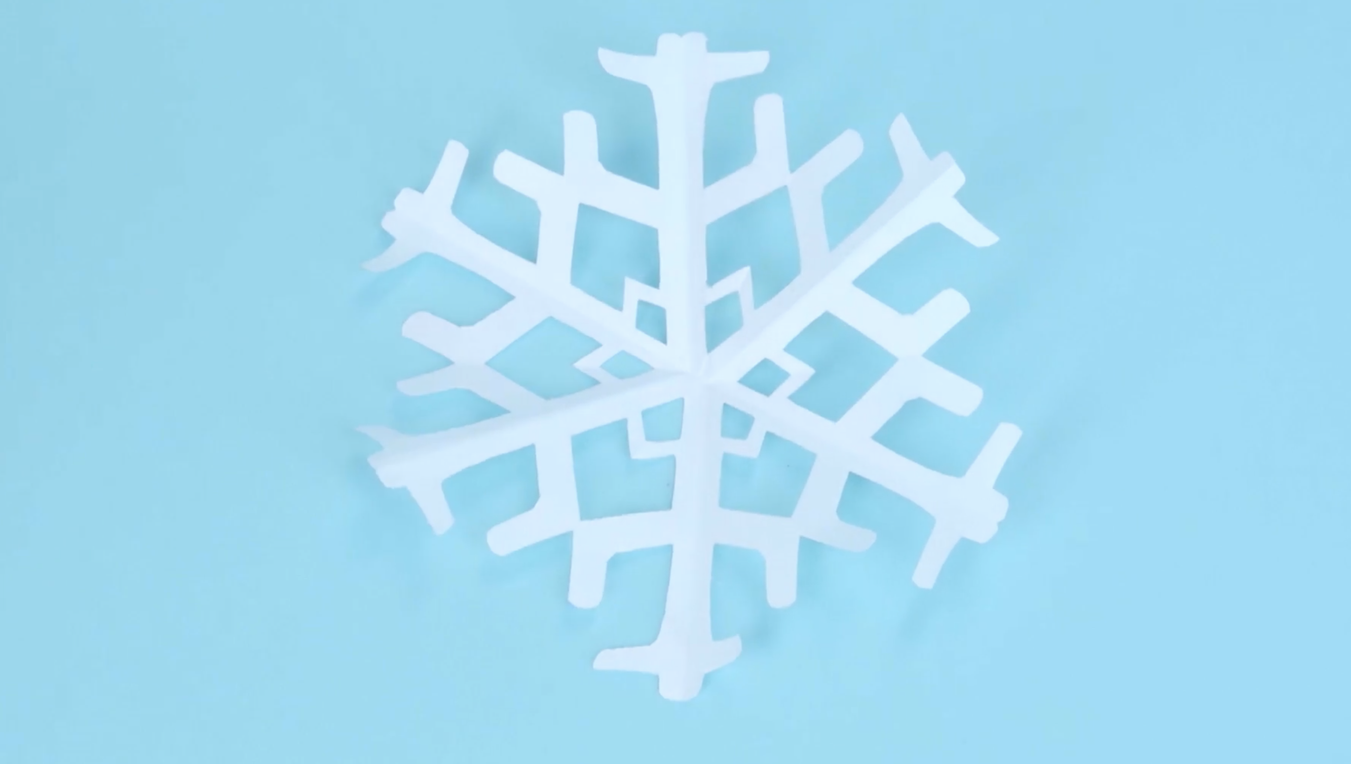 How to make paper snowflakes