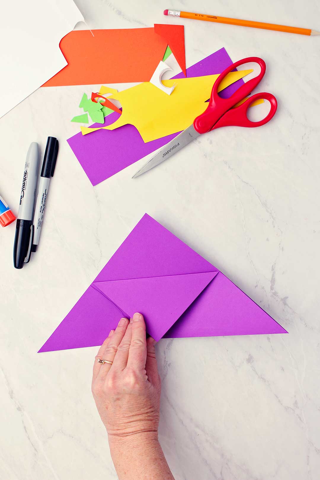 Make easy origami corner bookmarks