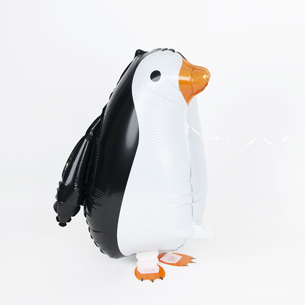 Penguin walking balloon