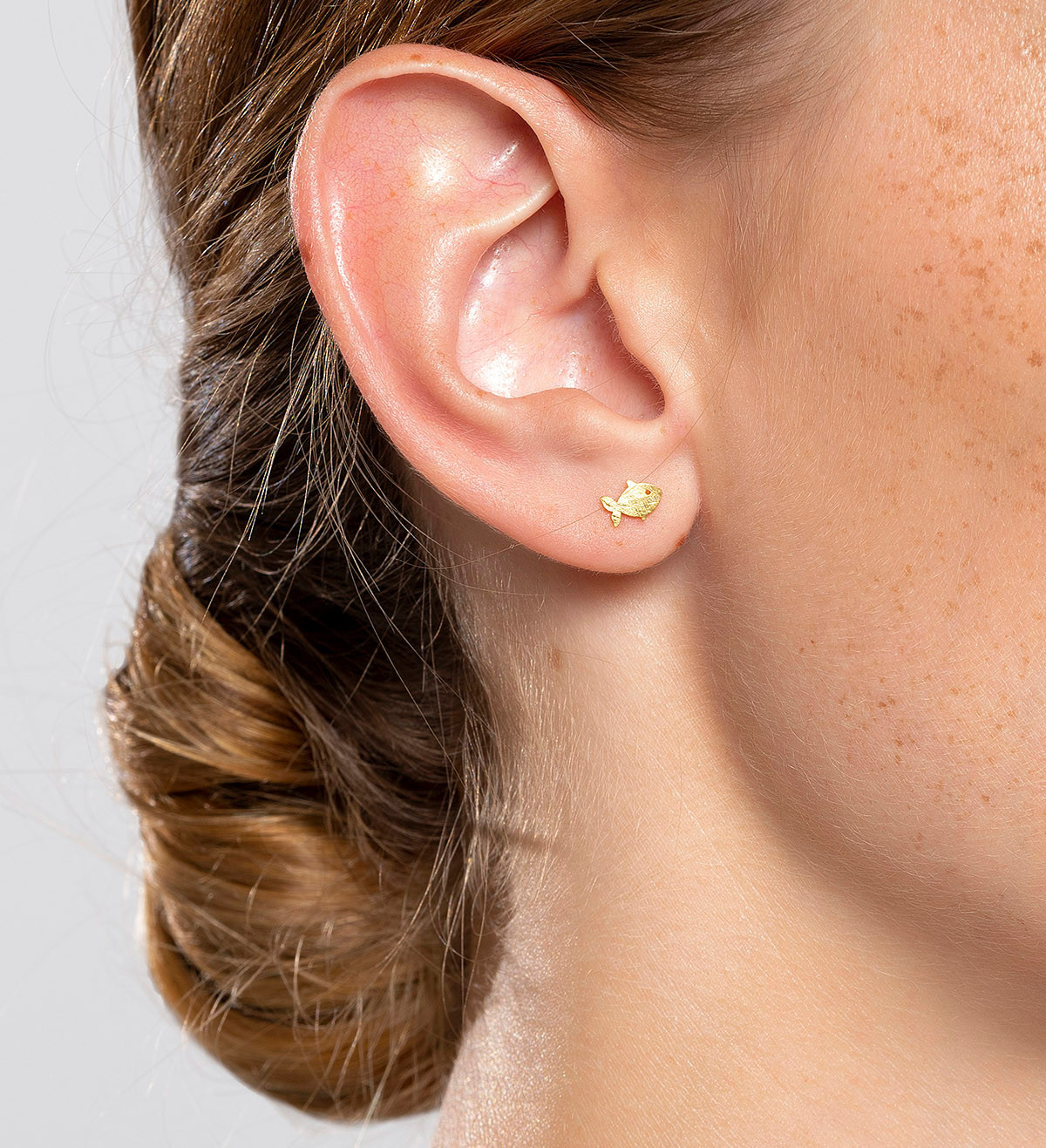 K gold earrings sãmbol fish mm