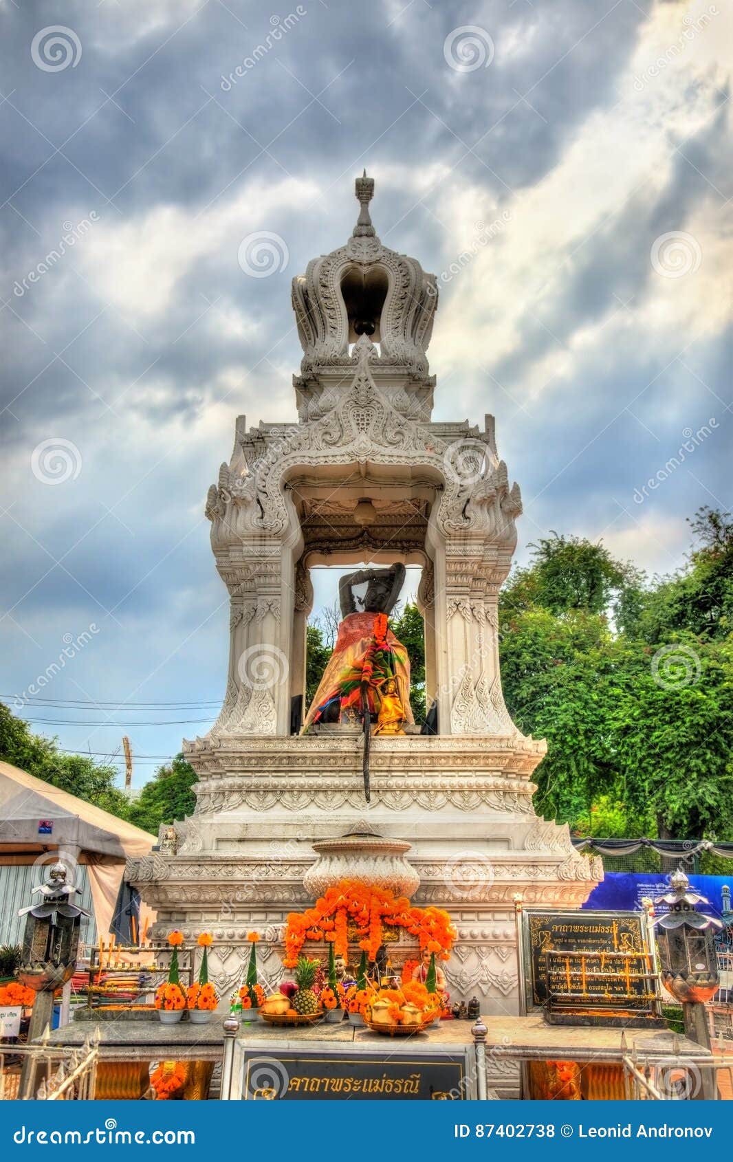 Phra mae thorani stock photos