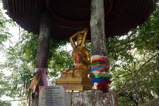Phra mae thorani images â browse photos vectors and video