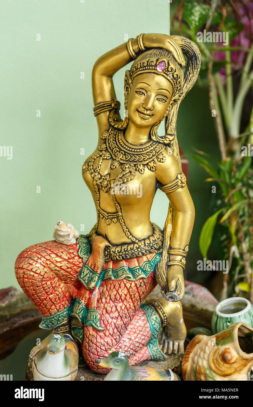 Phra mae thorani earth hi