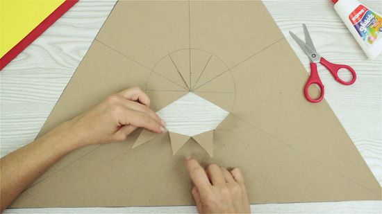 Ways to make a pirate hat