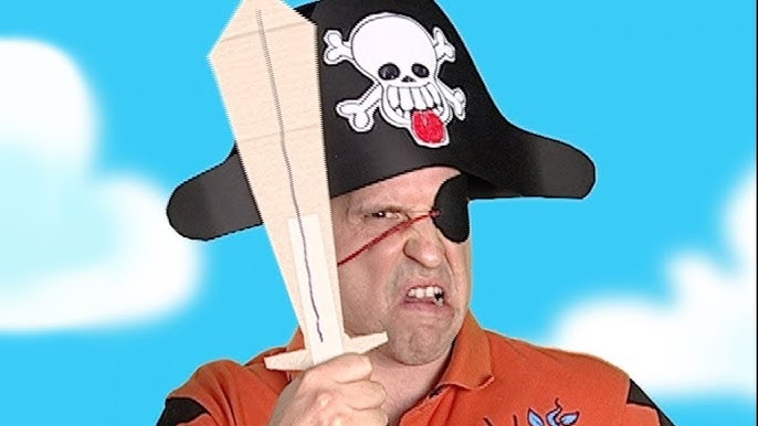 Paper pirate hat easy origai things fro paper fun for kids